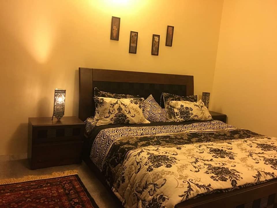 Embassy Villa Suites Karimabad  Exterior photo